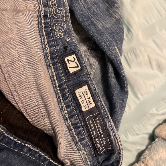 Sold - Picture 2 of 3